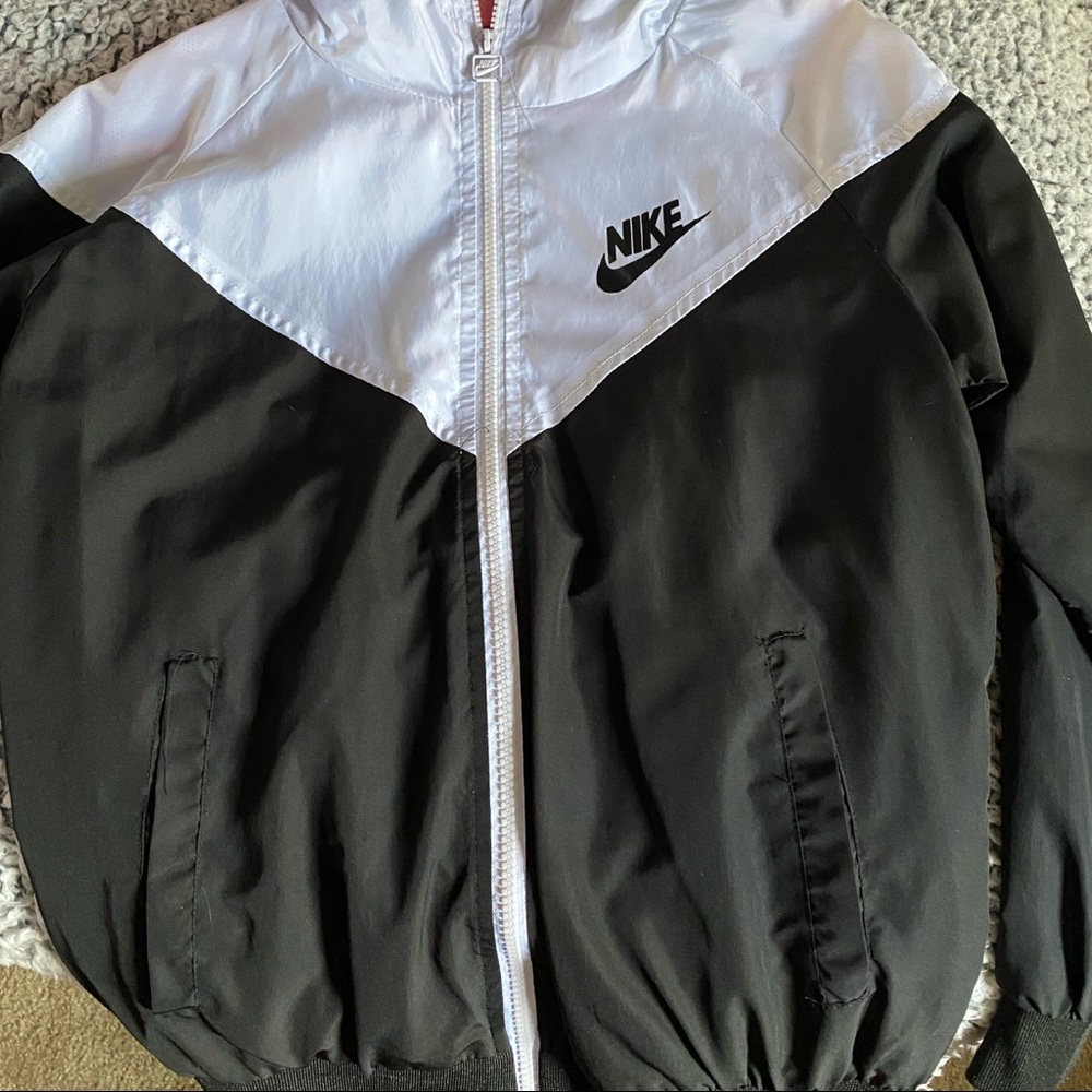 Nike windbreaker